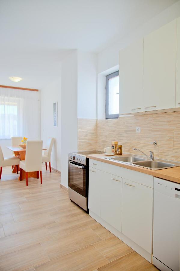 Apartment Karolina - Green Oasis PUY Exterior foto