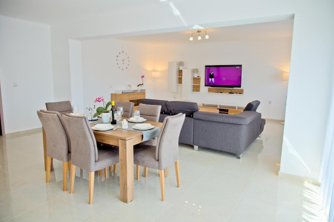 Apartment Karolina - Green Oasis PUY Exterior foto