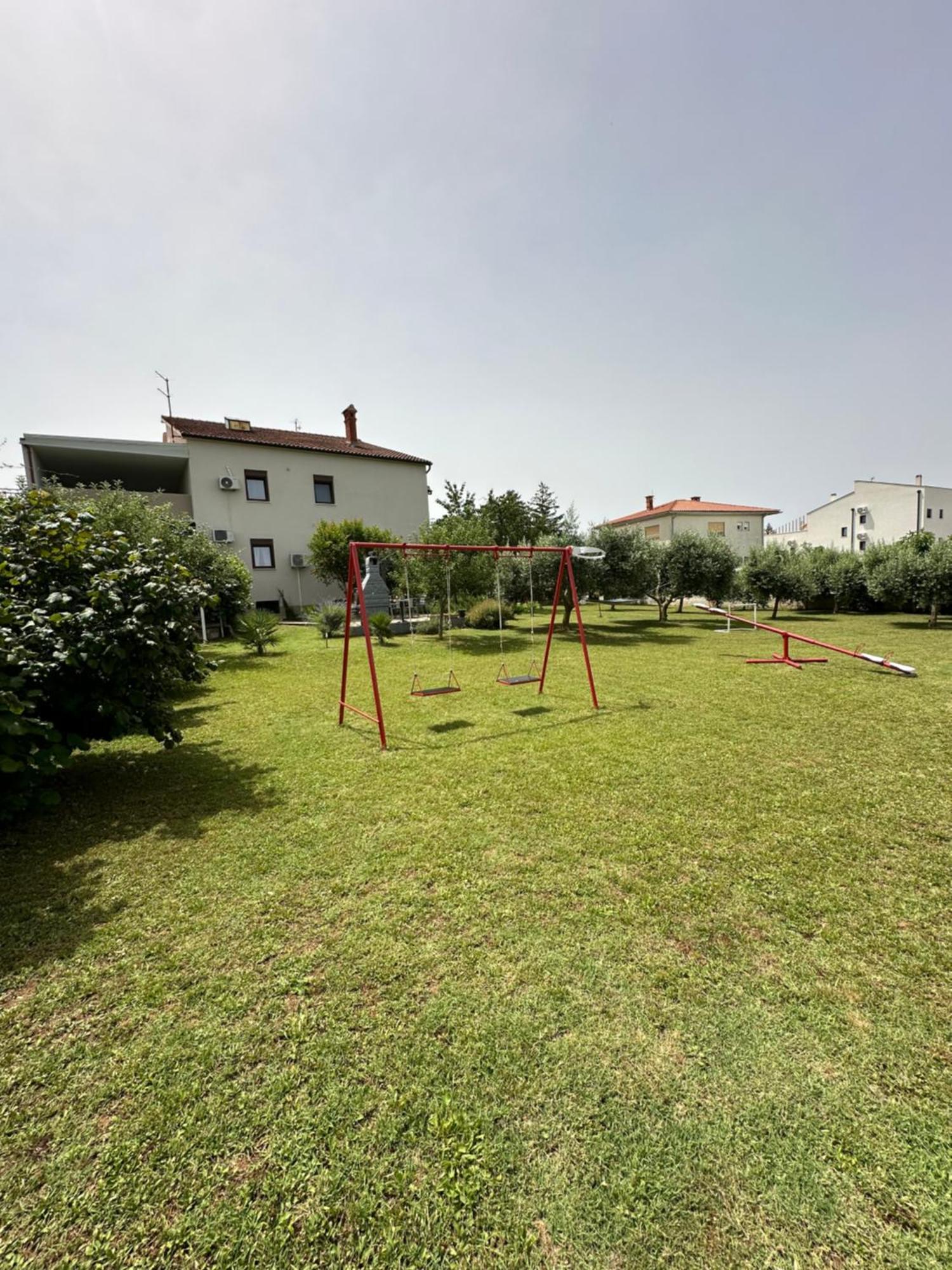 Apartment Karolina - Green Oasis PUY Exterior foto